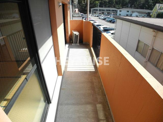 ベルメゾンのバルコニー|※室内画像は別部屋のもの