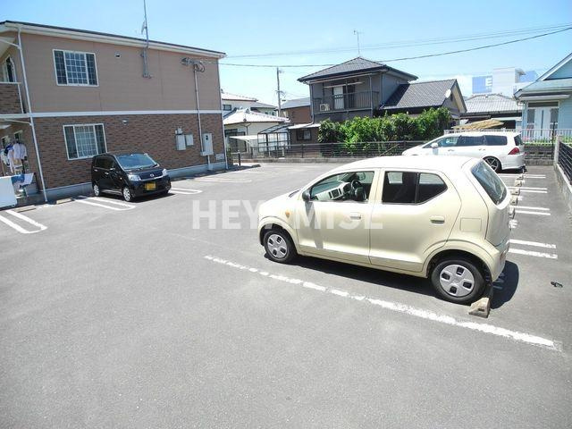 ミルトハウス:Ｄの駐車場