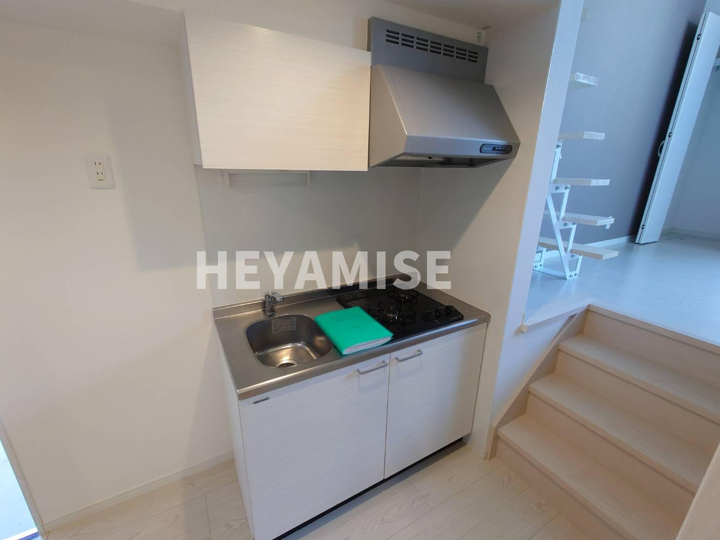 modern palazzo小船越Sunny Hillのキッチン|※室内画像は別号室のもの