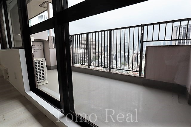 六本木ビュータワーのバルコニー