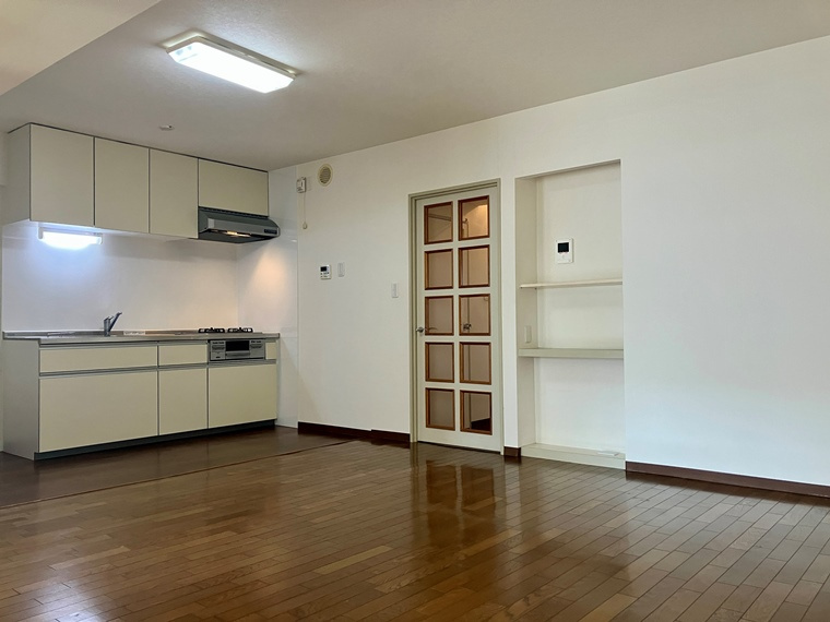 コープ野村浦和２号棟の居間・リビング