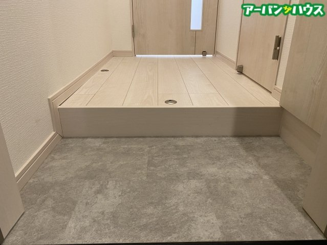 REGALEST Rayの玄関