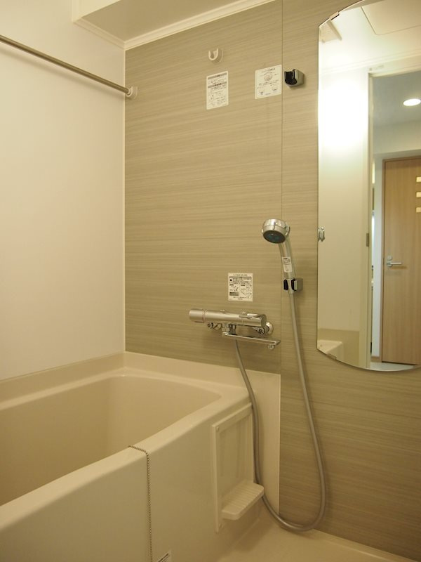 ルーブル高田馬場参番館の浴室|バストイレ別（同一仕様写真）