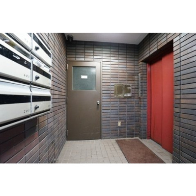 【外観】 | 日興池袋ビル（旧トウセン池袋ビル） | エレベーターホール