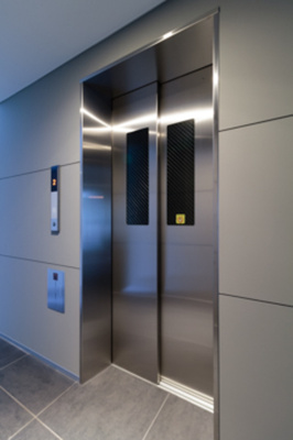 【エントランス】 | ヴァロータ氷川台