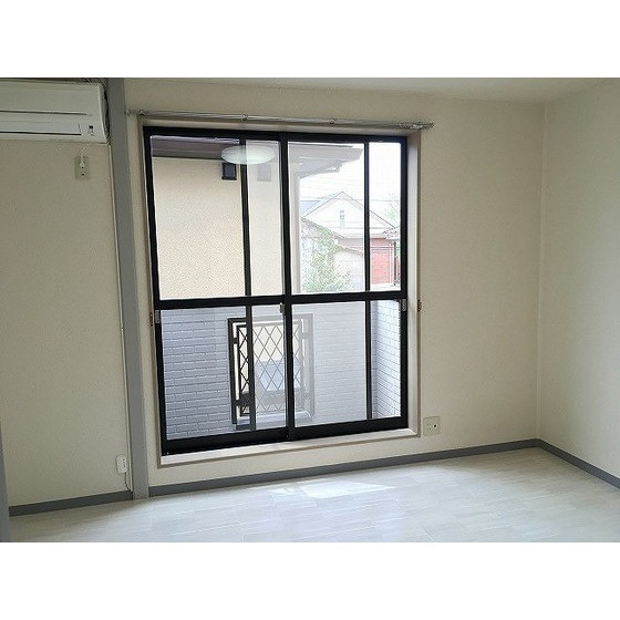 東新小岩パールハイツの居間・リビング|居室