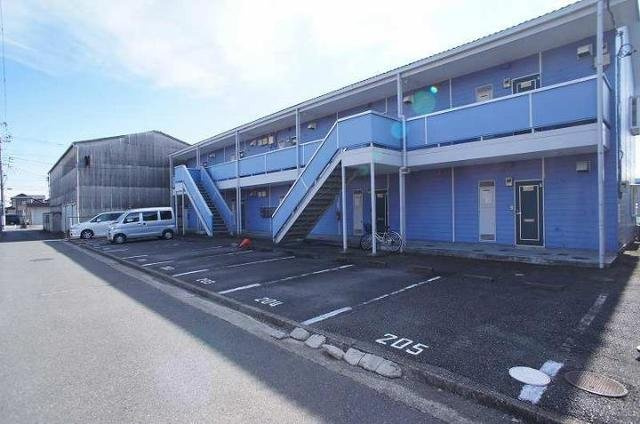 ロジュマンズＹの駐車場