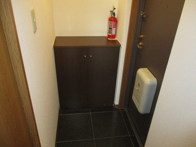 サクセス斑鳩の玄関