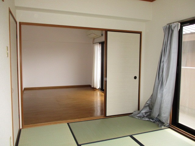 サクセス斑鳩の居間・リビング