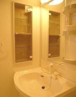  | コンフォリア麻布台