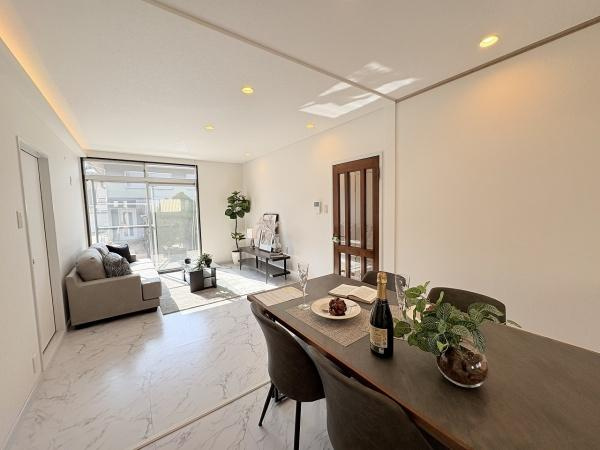 【居間・リビング】