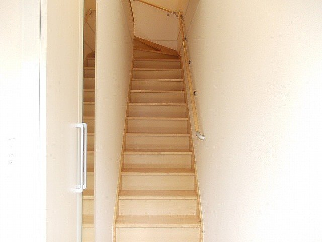 バールハイトＡの玄関|きれいな玄関です