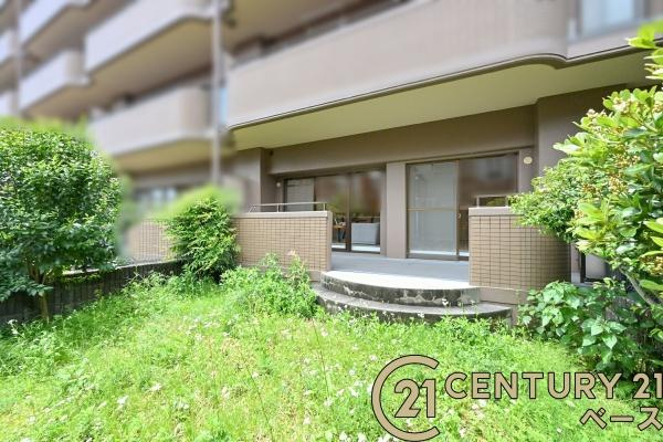 朝日プラザ八木東の庭|■現地撮影写真■家庭菜園やガーデニングなど多用途に楽しめるお庭付き！