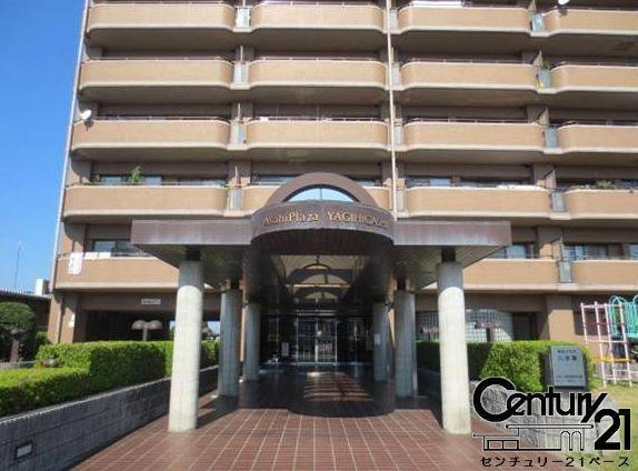 朝日プラザ八木東のその他|■現地撮影写真■こちら正面出入口でございます！