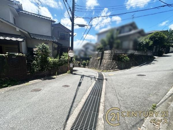 北葛城郡王寺町本町３丁目　一戸建の前面道路含む現地写真|■現地撮影写真■７ＬＤＫと広々した間取りです！投資用にもおすすめです！