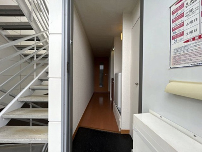 【玄関】 | レオパレスオネスティ