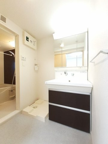 ヴィレッジゲート亥鼻の洗面所