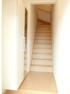 【玄関】 | ウィンディＢ