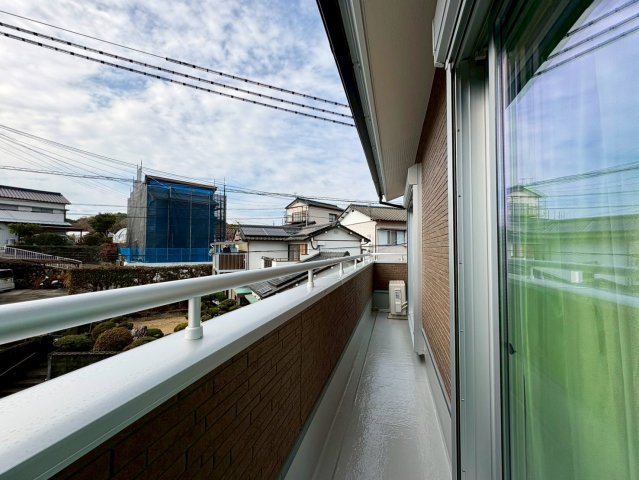 高知市福井町 新築一戸建て　のバルコニー|日当たりの良いワイドバルコニーです☆