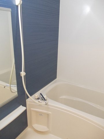 グロワールＡの浴室