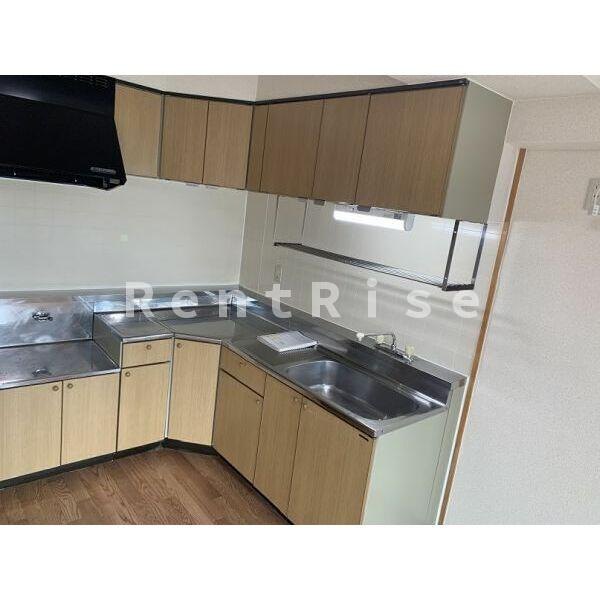 フェリース　アイチのキッチン