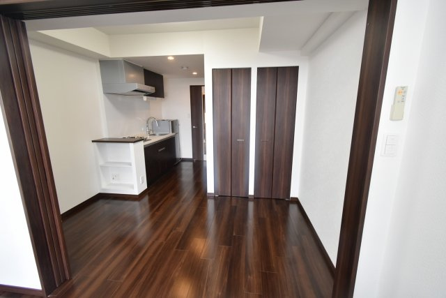 プレジオ西宮の居間・リビング