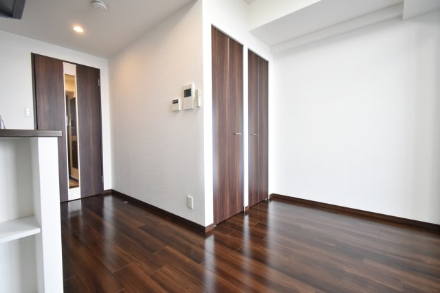 プレジオ西宮の居間・リビング