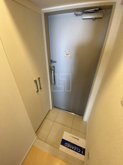 【玄関】 | アンビエンテ四ツ橋 | アンビエンテ四ツ橋　玄関スペース