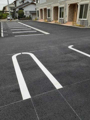 カーサ・アラーキデ　Ⅱの駐車場