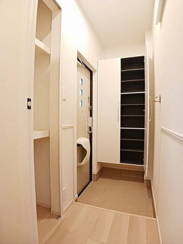 ケイモデルノ　ルート　２１０の玄関