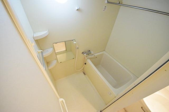 ヴェルデⅠの浴室