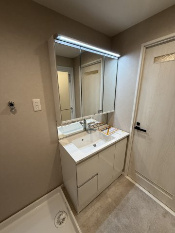 ルミエール八事の独立洗面台