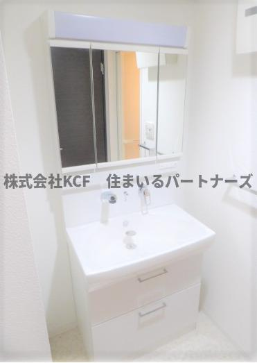 グランドシャトー花畑T・Sの洗面所|脱衣スペースもあります