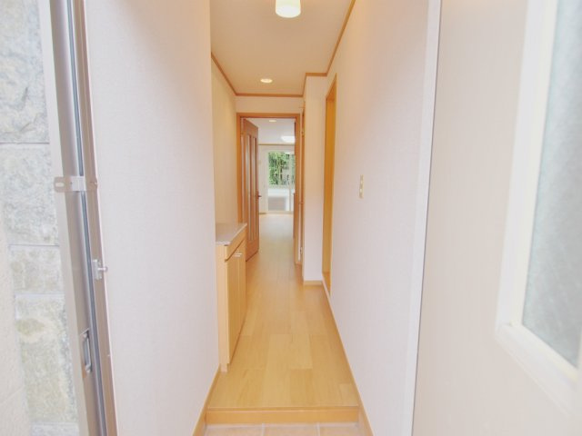 ノイインプレスの玄関