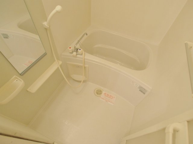 ノイインプレスの浴室