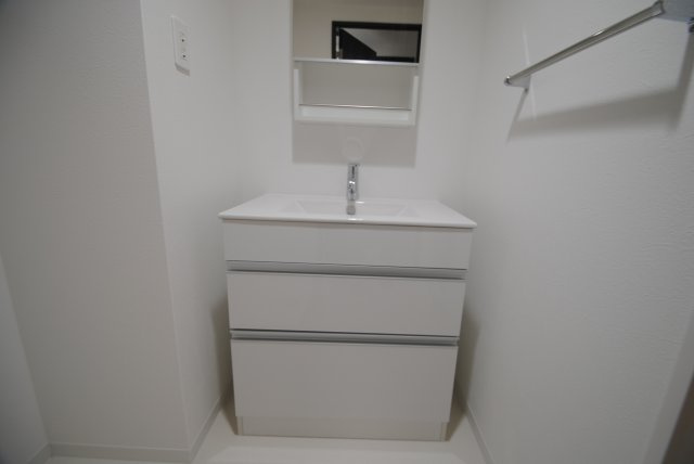 Ｂｏｓｃｏ Ｂｏｂ Ｂｕｉｌｄｉｎｇの独立洗面台|（イメージ画像）