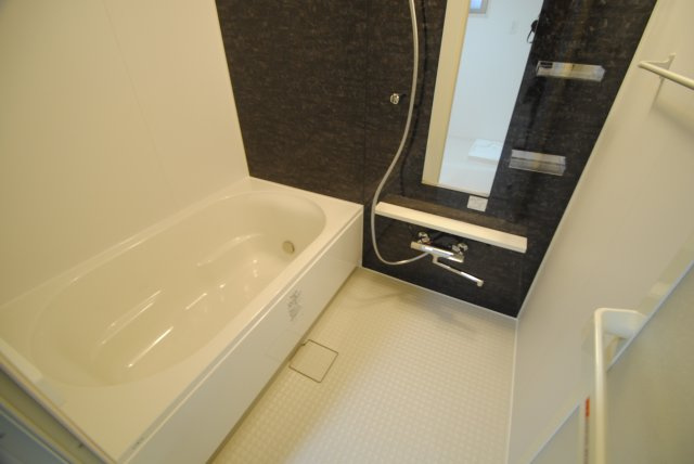 Ｂｏｓｃｏ Ｂｏｂ Ｂｕｉｌｄｉｎｇの浴室|（イメージ画像）