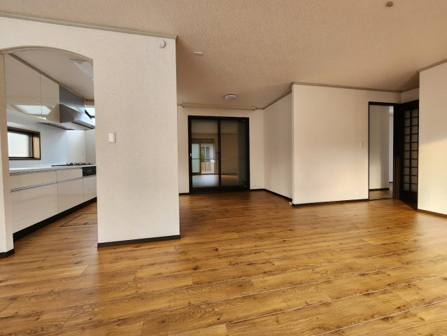 【居間・リビング】の画像