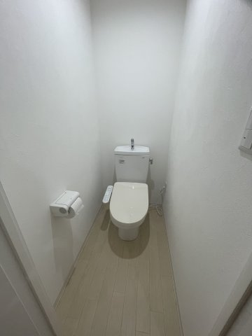 八尾市本町5-3-5のトイレ