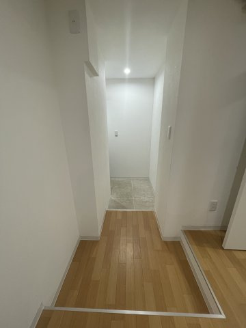 八尾市本町5-3-5の内装
