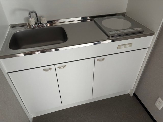 ホームステージ貸事務所の内装