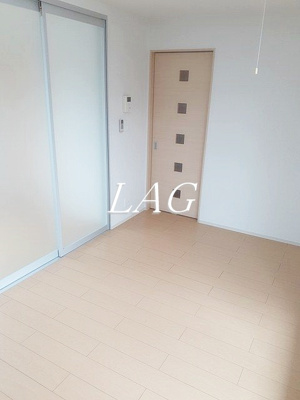 【居間・リビング】 | ニューナカノ | 洋室のお部屋です。