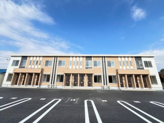 【外観】 | Familie B （ファミリエB） | 外観写真（昼）