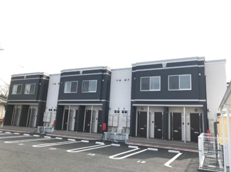 【駐車場】 | エテルナ | 外観写真（昼）