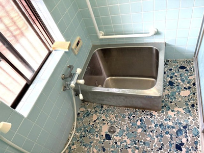 【浴室】 | 中古一戸建　高知市薊野北町2丁目