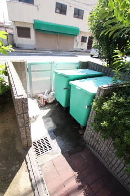 【その他共用部分】 | リアンジェ富田林 | 室内洗濯機置き場