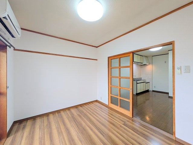 SFKマンションの居間・リビング