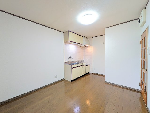 SFKマンションの居間・リビング