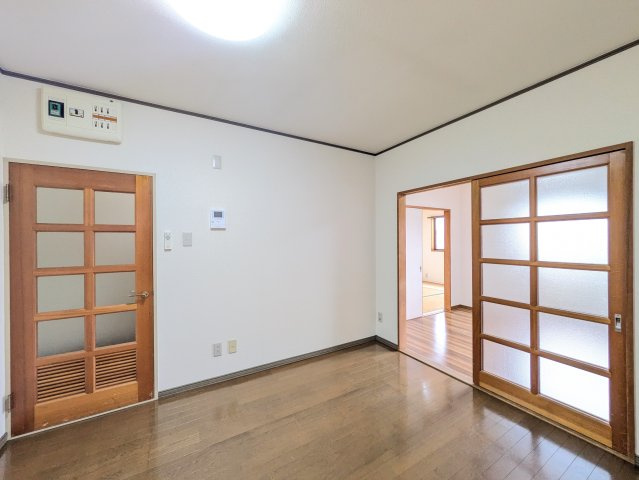 SFKマンションの居間・リビング