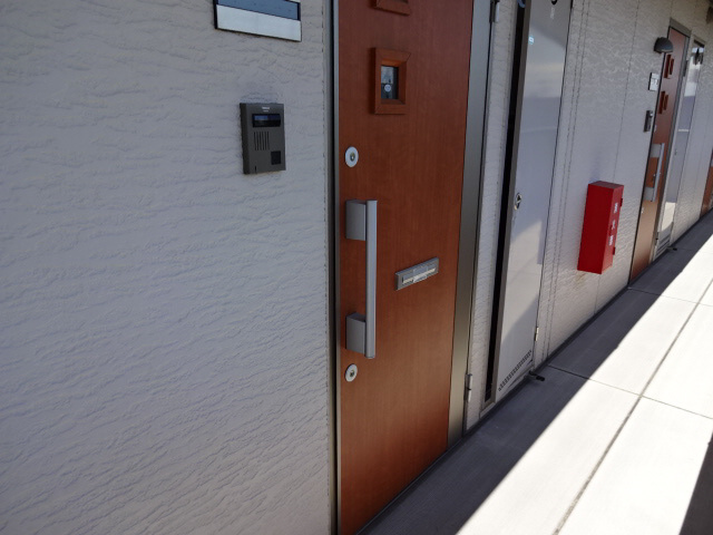 エミネンス堂本の玄関